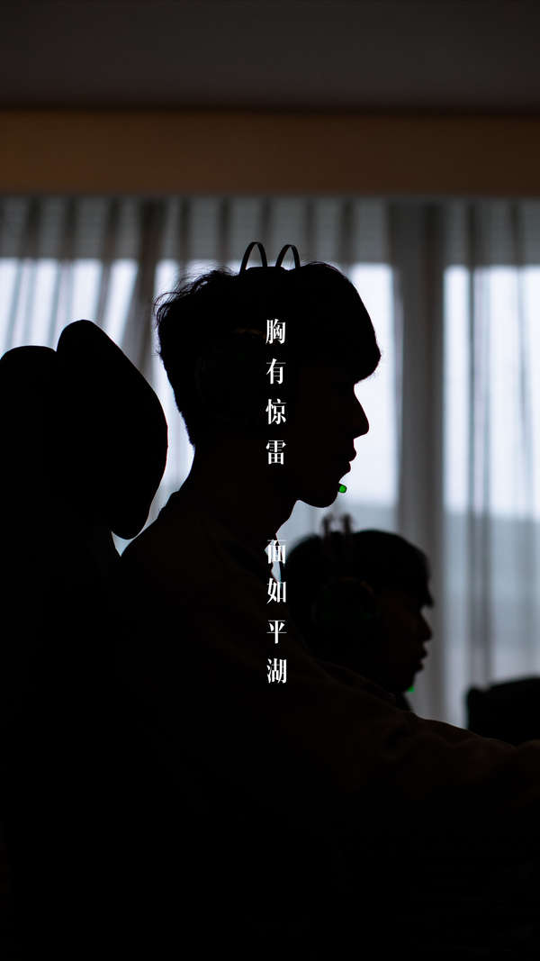 员树立了榜 员树立了榜