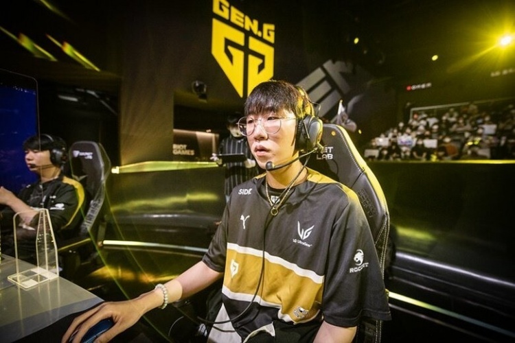 赛中上演逆 赛中上演逆